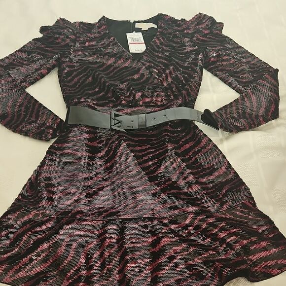 Michael Kors Sequins Pink and Black V-Neck Puff Sleeve Dress - Picture 15 of 16